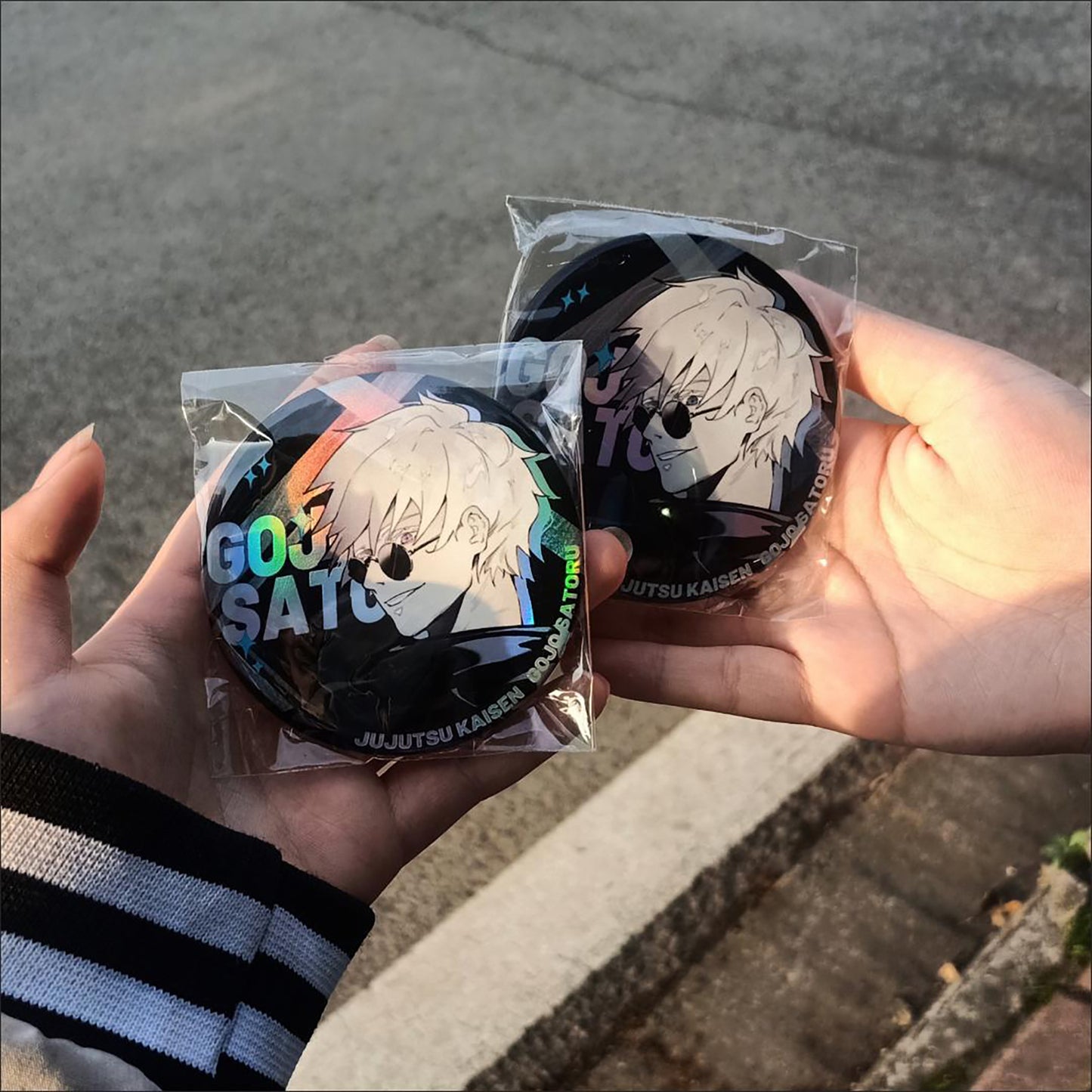 Jujutsu kaisen Manga vibe holographic Button pins set | JJK Satoru Suguru Sukuna Megumi Yuuji Yuta Inumaki